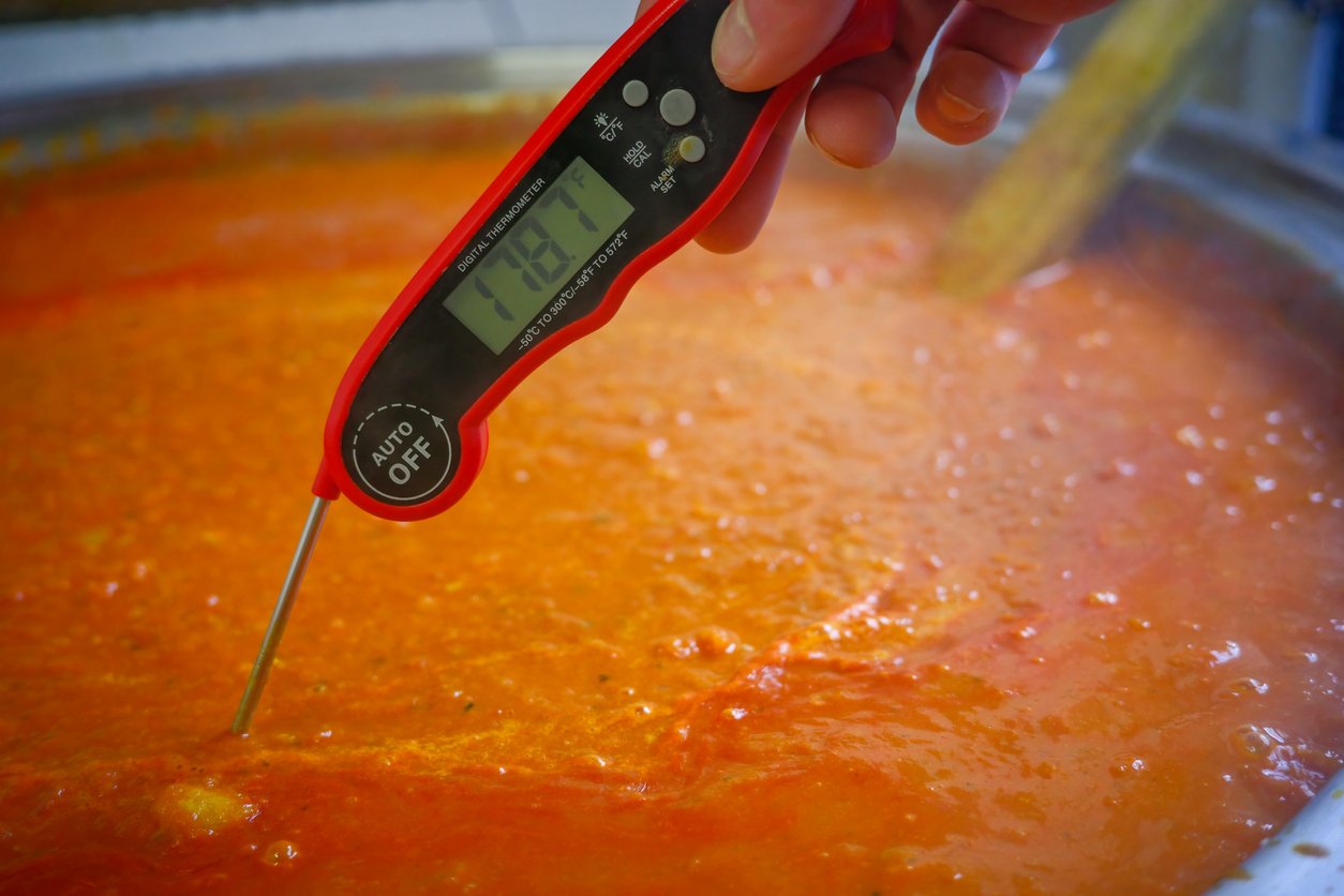What Is the Range of Accuracy for Measuring Food Temperature?