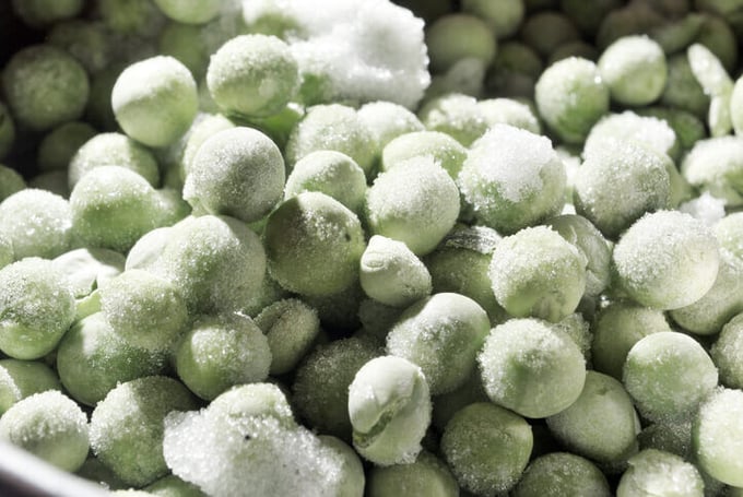 Example of freezer burned green peas.