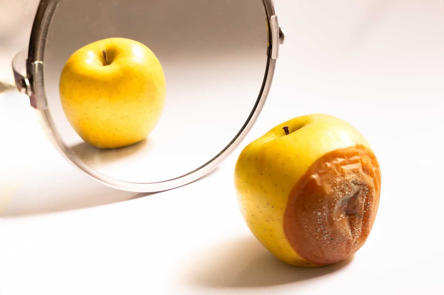 apple biological contamination
