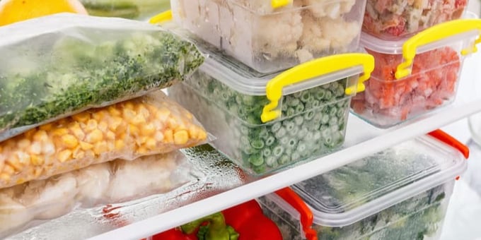 how should food be stored to avoid cross contamination