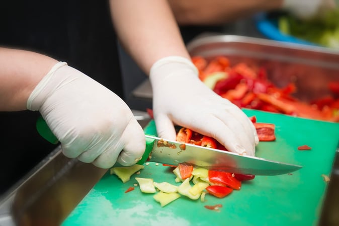 using green cutting board for vegetables